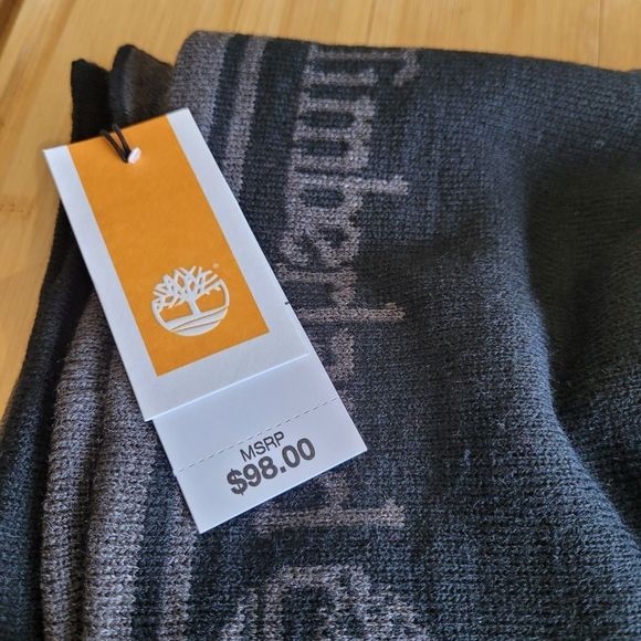 Timberland Logo Reversible Scarf & Beanie Hat Set - Picture 4 of 10